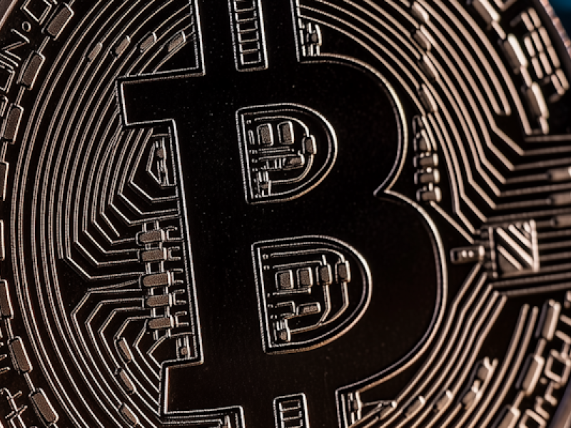 Stablecoins aim to combine crypto convenience with fiat stability, but their designs and risks vary widely. This article explains the three main types—fiat-coll...